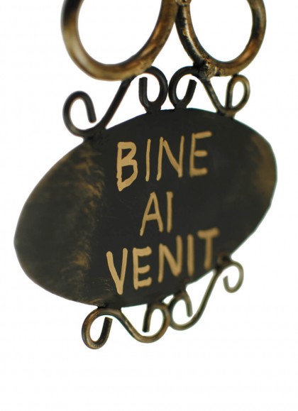 Suport flori din fier forjat tip Bine Ai Venit