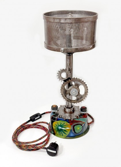 Veioza model industrial cu angrenaj