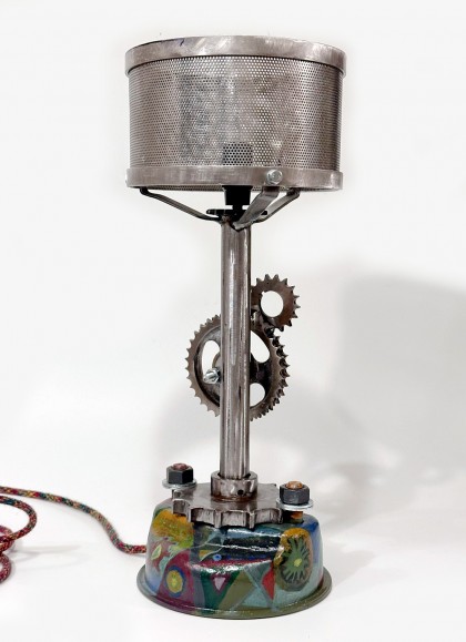 Veioza model industrial cu angrenaj