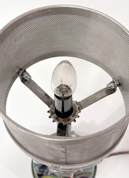 Veioza model industrial cu angrenaj